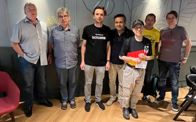 Köln: Durchmarsch für den Professor